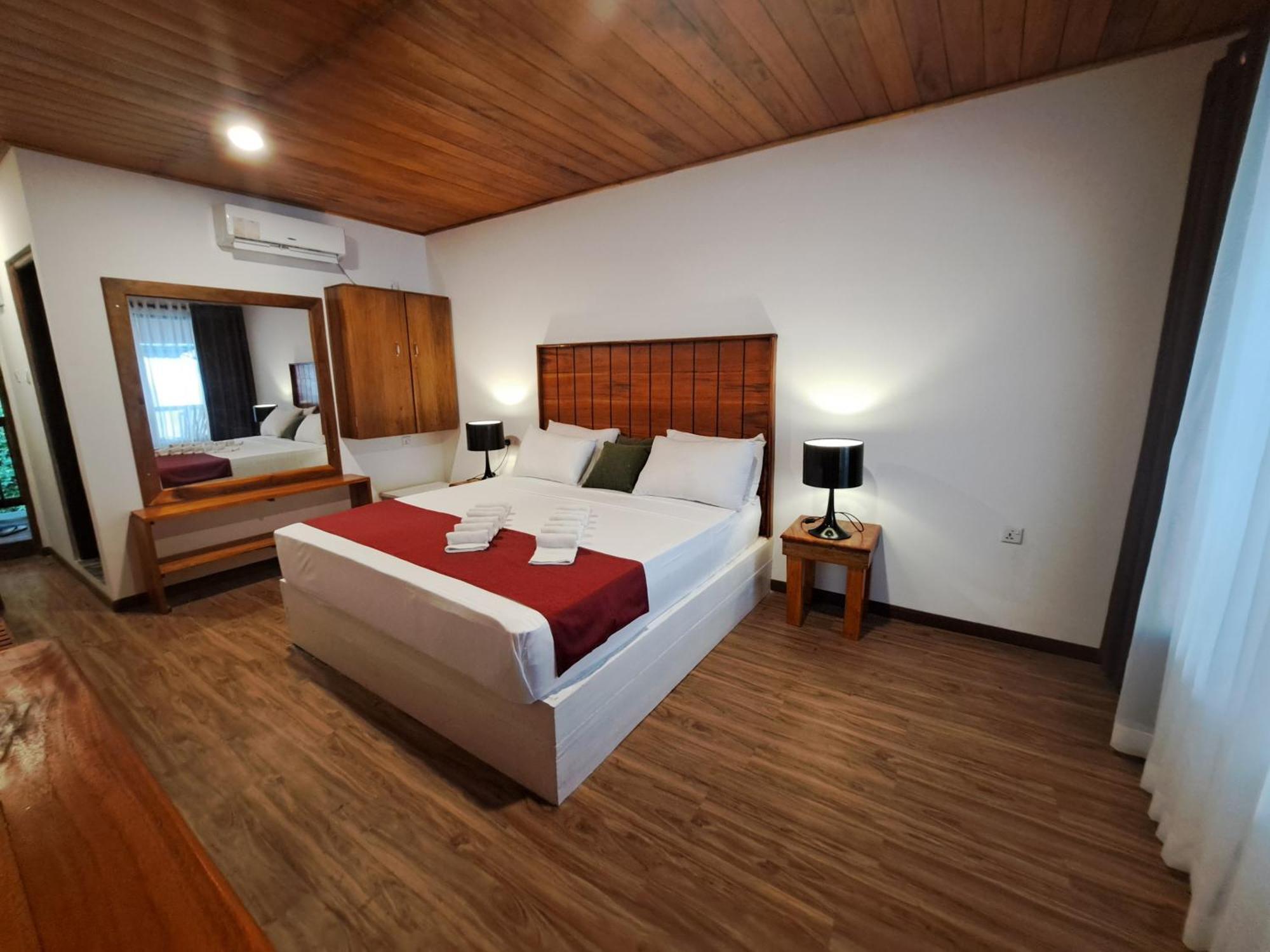 One World Mirissa Hotel Ngoại thất bức ảnh